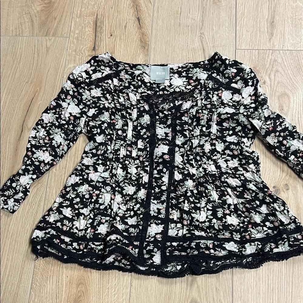 Anthropologie Maeve Celyn Black & White Floral Lace Trim Blouse
